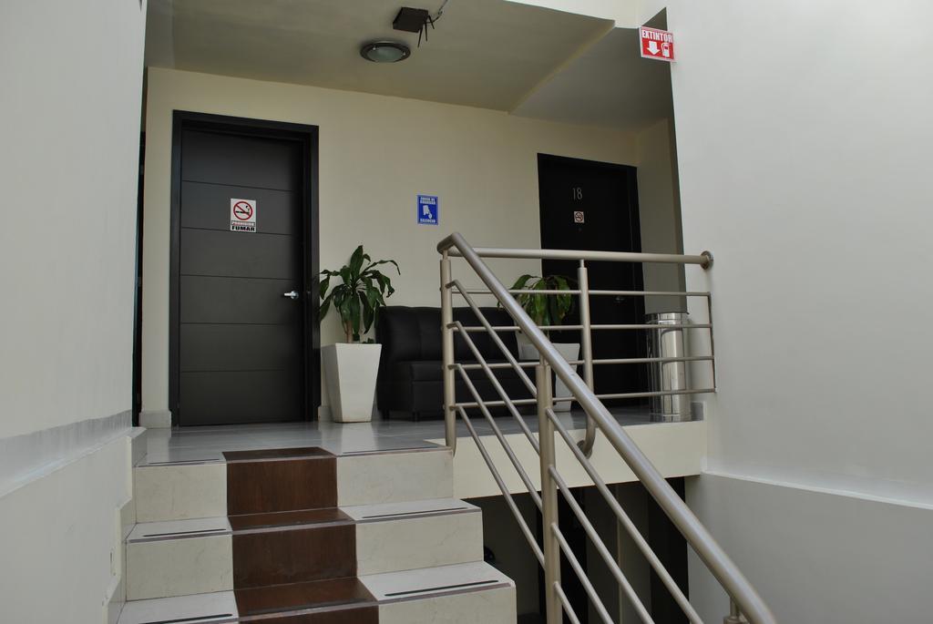 Hotel La Torre San Francisco San Francisco Del Rincon Exterior photo